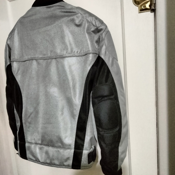 First Gear Premium Riding Equipment Jacket size Medium - Picture 6 of 15